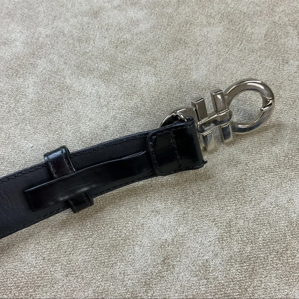 Salvatore Ferragamo Gancini Buckle Black Leather Unisex Belt 34'' waist